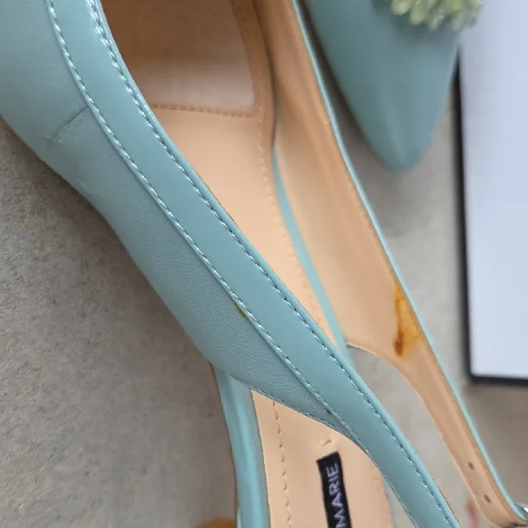 Alex Marie Mint Green Slingback Heels. 10M - Picture 9 of 9